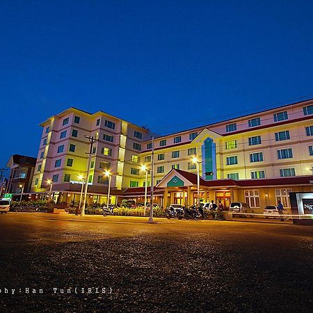 Ngwe Moe Hotel Mawlamyine Exterior foto