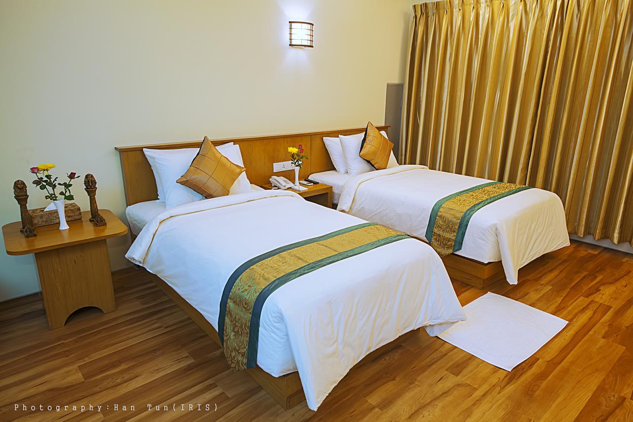 Ngwe Moe Hotel Mawlamyine Exterior foto