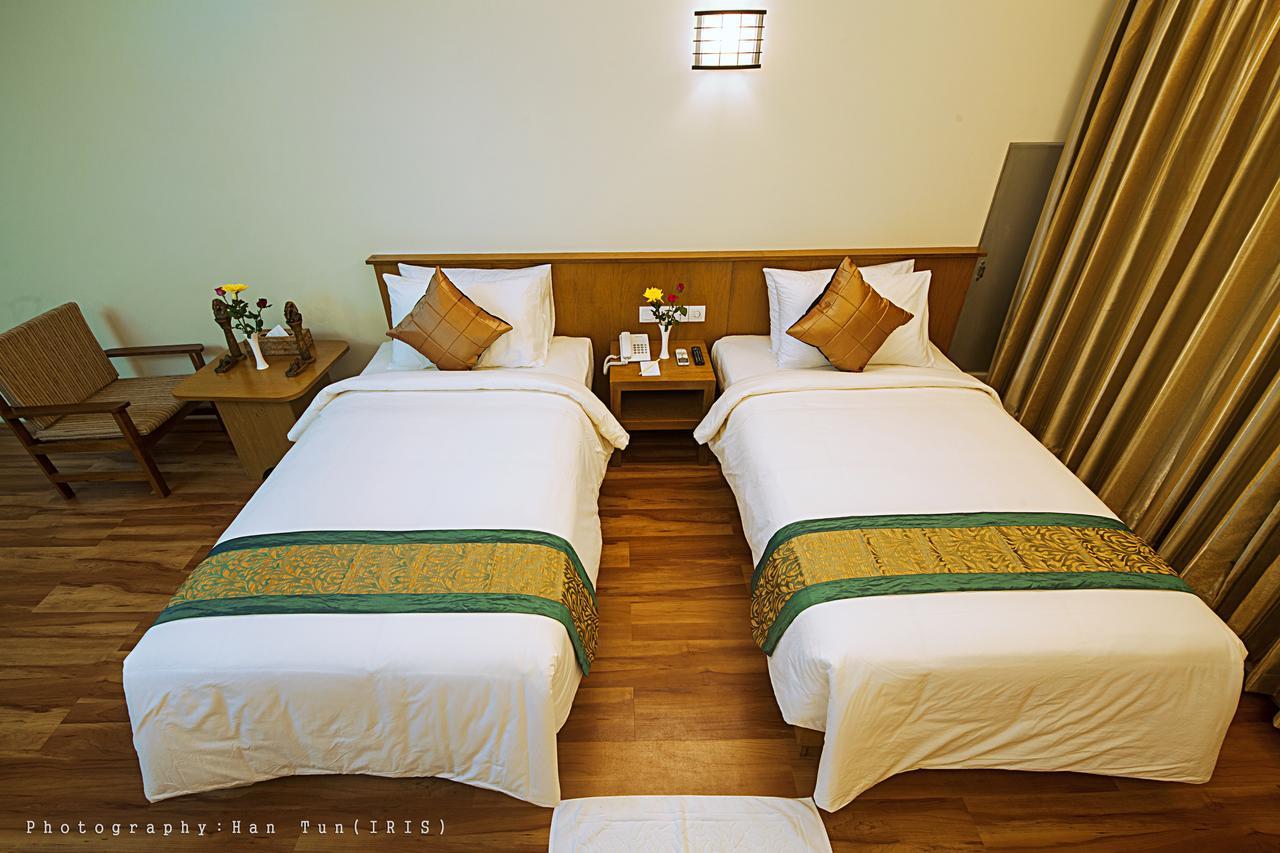 Ngwe Moe Hotel Mawlamyine Exterior foto