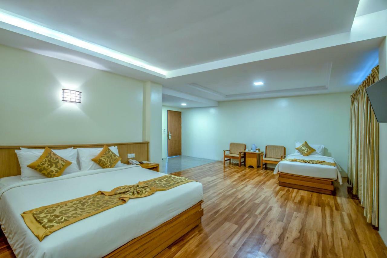 Ngwe Moe Hotel Mawlamyine Exterior foto