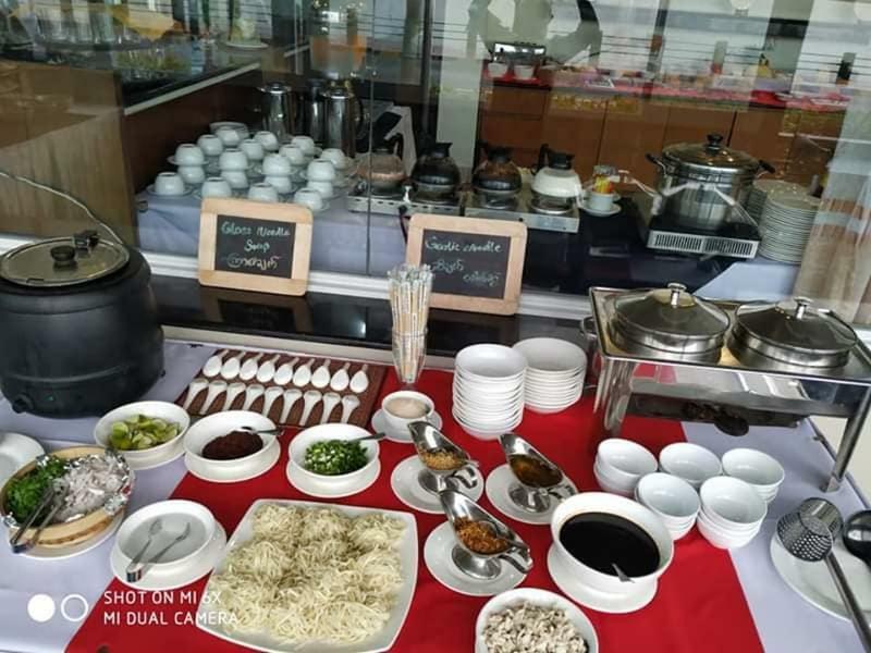 Ngwe Moe Hotel Mawlamyine Exterior foto